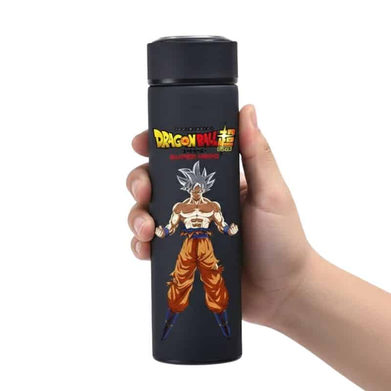 Gourde Dragon Ball Goku En Posture de Combat - Vue 2 Gourde Dragon Ball Goku En Posture de Combat - Vue 2