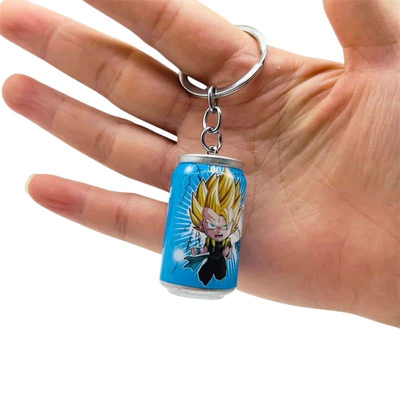 Porte Clé Vegeta Dragon Ball En Mini Canette Énergie Super Saiyan - Vue 2 Porte Clé Vegeta Dragon Ball En Mini Canette Énergie Super Saiyan - Vue 2